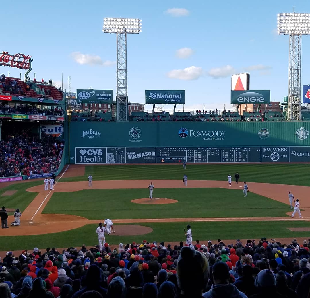 bmarps524's tweet image. Scenes from [my 1st ever] @RedSox Home Opener at a frigid Fenway...we got 3 bonus innings and eventually the W! 🙌❤⚾ @dgreenblatt78 #2pairsofpants #spikedhotchocolate #Papi #Poyner