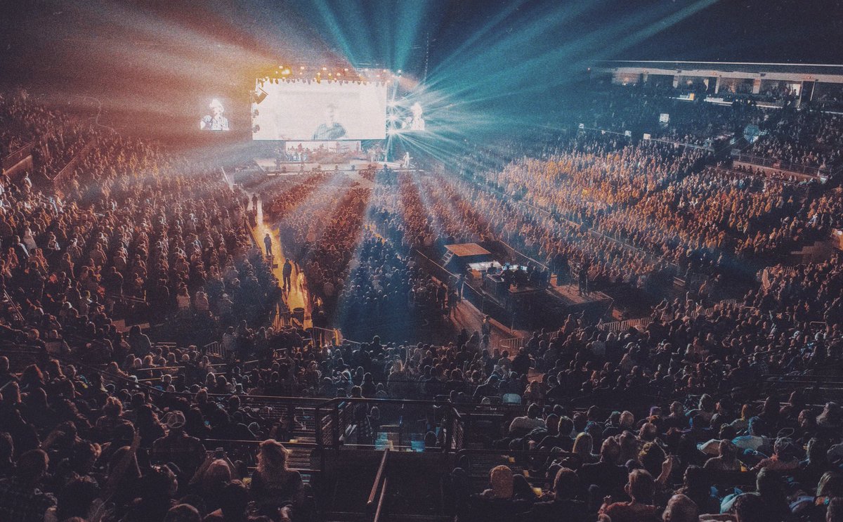 Brad Paisley tweet media