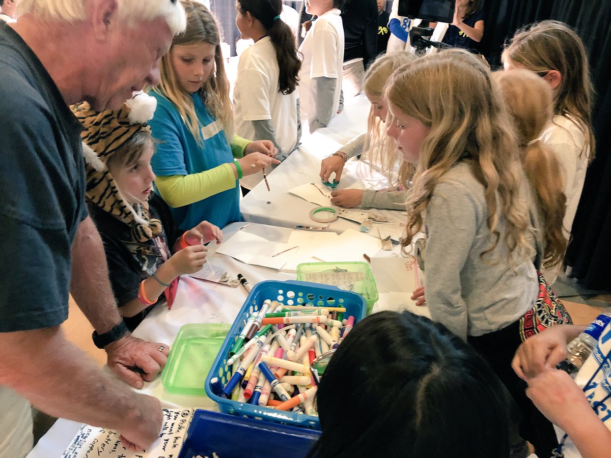 ChienforSTEM's tweet photo. Tonight’s motto from @CasitaMagnet #GirlsinSTEM:
💟Empower the girls and encourage the boys to explore #STEM. 

Using LED cards to engage @STEMFest2018 guests, the girls taught others how to create unique cards using circuitry while focusing on #inclusion in STEM.

#SoProudofthem https://t.co/WXag0DaxaX