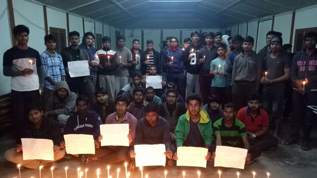 ZubairA30122000's tweet photo. #justicefordevsharan
#NITMZ_DEATH https://t.co/HdAKKeLFJ9
