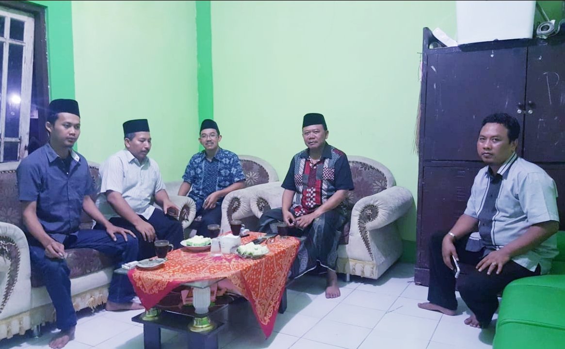 Silaturrahim NU PKB Kab. Malang <a href="/GemasabaMalang/">Gemasaba Kabupaten Malang</a> <a href="/malang_bois/">MalangBois</a> <a href="/dpwpkbjatim_/">DPW PKB JAWA TIMUR</a> @LPPDPPPKB