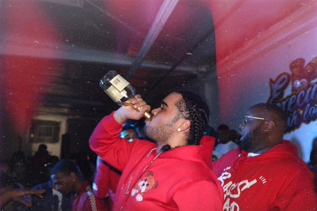 SeeLAProsper's tweet photo. RUCCI LIVE @ #SEELAPARTY
We got big news on our next event coming soon👀 https://t.co/7d5PPN8ZVA