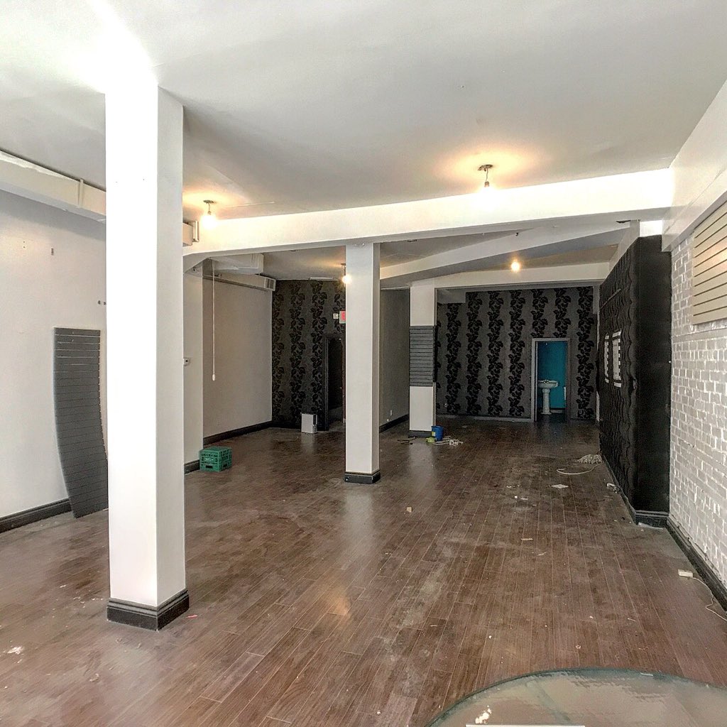 jake_mondrow's tweet photo. JUST LISTED! Prime Riverside location for lease with great exposure on Queen St E, Ideal for restaurant, bar, or coffee shop.
#toronto #torontocoffee #torontorestaurants #torontochefs #torontobars #RiversideTO #torontobrewery #torontowine #torontofood #torontoeats #Torontovegan https://t.co/AVVaHcfkW3
