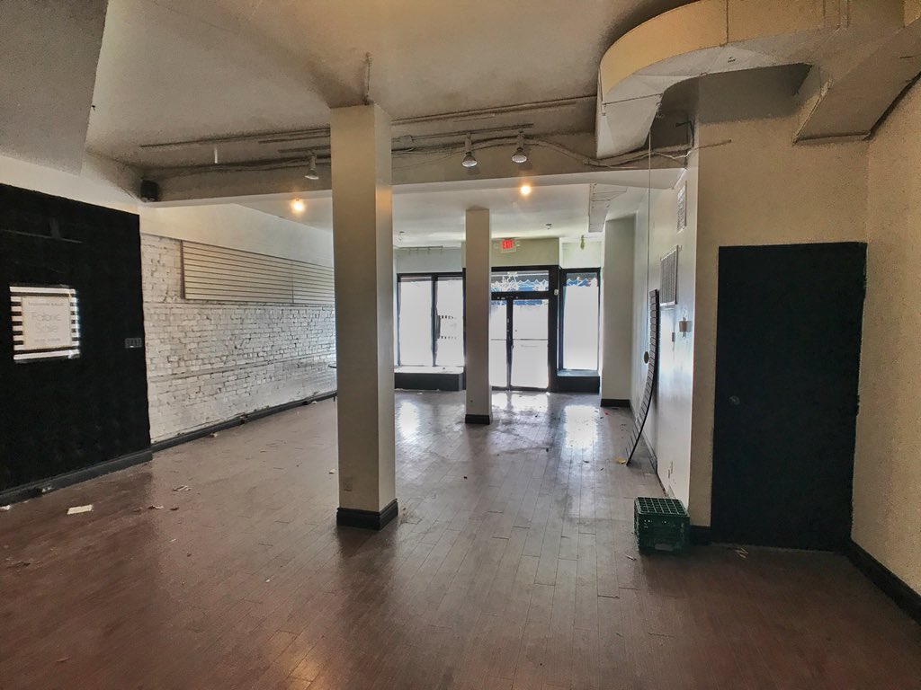 jake_mondrow's tweet photo. JUST LISTED! Prime Riverside location for lease with great exposure on Queen St E, Ideal for restaurant, bar, or coffee shop.
#toronto #torontocoffee #torontorestaurants #torontochefs #torontobars #RiversideTO #torontobrewery #torontowine #torontofood #torontoeats #Torontovegan https://t.co/AVVaHcfkW3