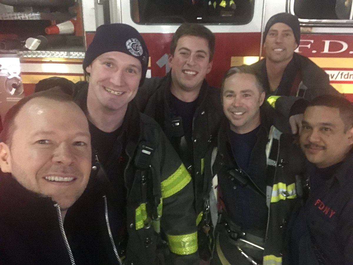 DonnieWahlberg's tweet photo. Thanks to the gang from @FDNY #Ladder13 for popping into @Wahlburgers Upper East Side — Thanks even more for your service. https://t.co/zSzWs0WH2X