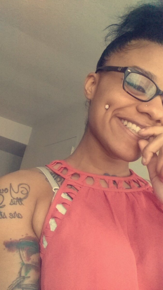 droyal744's tweet photo. Smile, everything gets better 😏👑💎 https://t.co/oJVhRmVHZV