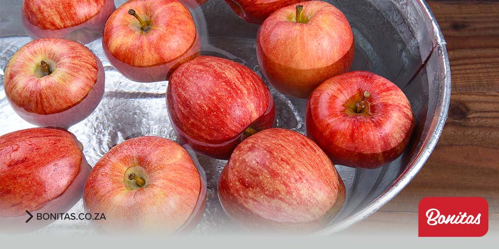 BonitasMedical's tweet image. Apples are made of 25% air, which is why they float. #FunFoodFact