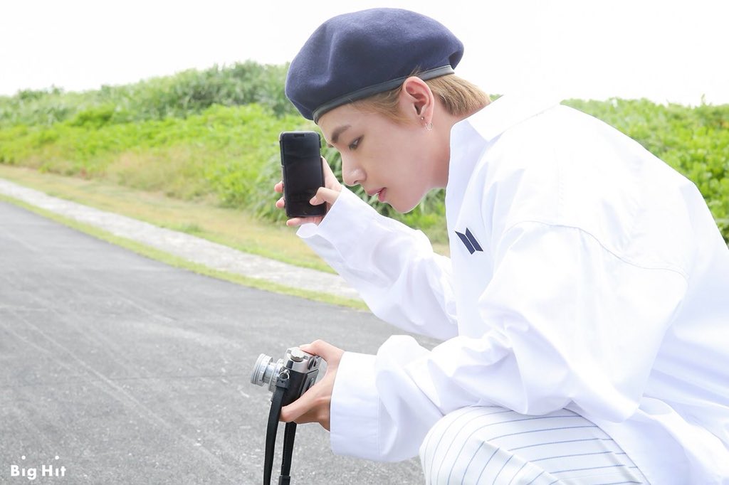 army_kimtaelove's tweet photo. ペンミ近いので初タグします¨̮ )/

🦁01lineのヨジャ🙆‍♀️

🦁岡山army

🦁キムテよりのallﾍﾟﾝ

🦁ペンミ23日城ホ進撃🔥

たくさん絡んでくれる人大歓迎です！

#armyと猛烈に絡みたいのでこれを見た人RTお願いします #armyさんと猛烈に絡みたいのでRTしてくれた方フォローします # https://t.co/iiwT5FP73J