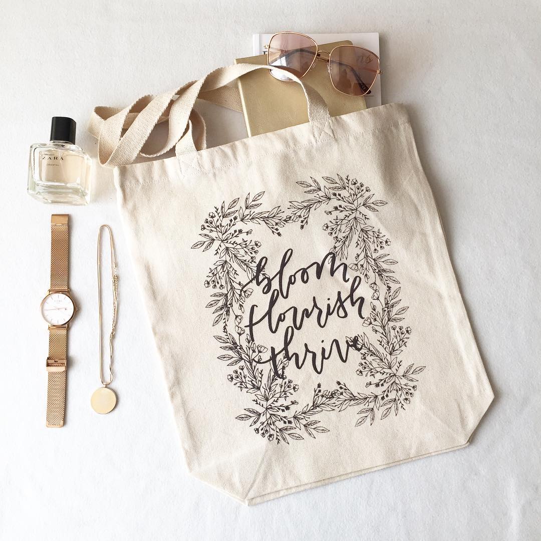 theletterwell's tweet photo. I've got that FriYAY feeling and my reminder that today is another opportunity to grow! Keep on blooming gals 🌸 
Grab your own 'Bloom' tote bag here >>> https://t.co/MkyenIW67X https://t.co/xPYFV5YHuJ