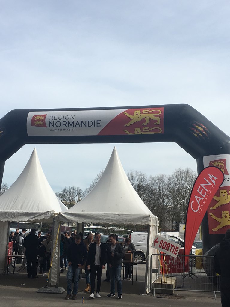 SgdbFrance's tweet photo. Visite des sélections régionales de @RegionNormandie des #OlympiadesdesMetiers @WorldSkillsFR #ExcellenceBTP #odm2018 https://t.co/u37RC7nPPR