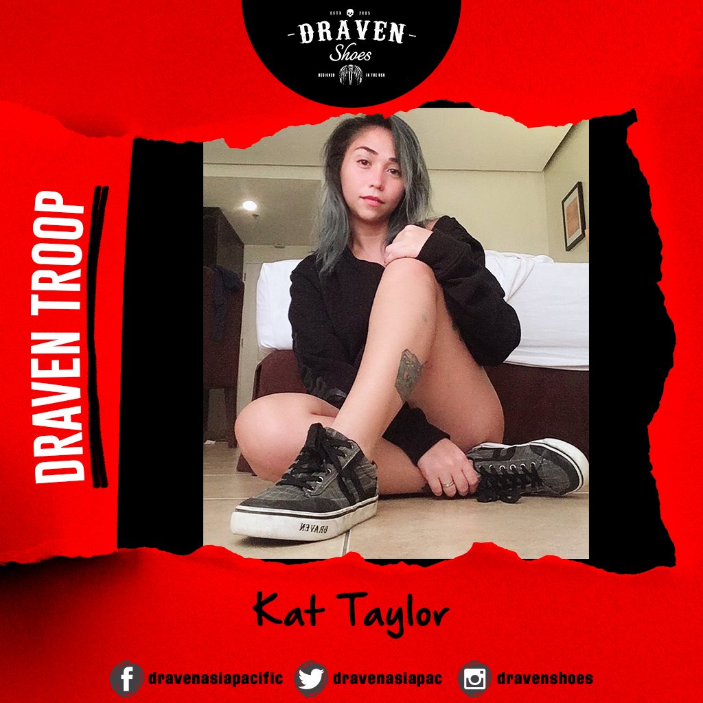 The queen is representing Draven shoes! Horns up to Kat Taylor \m/