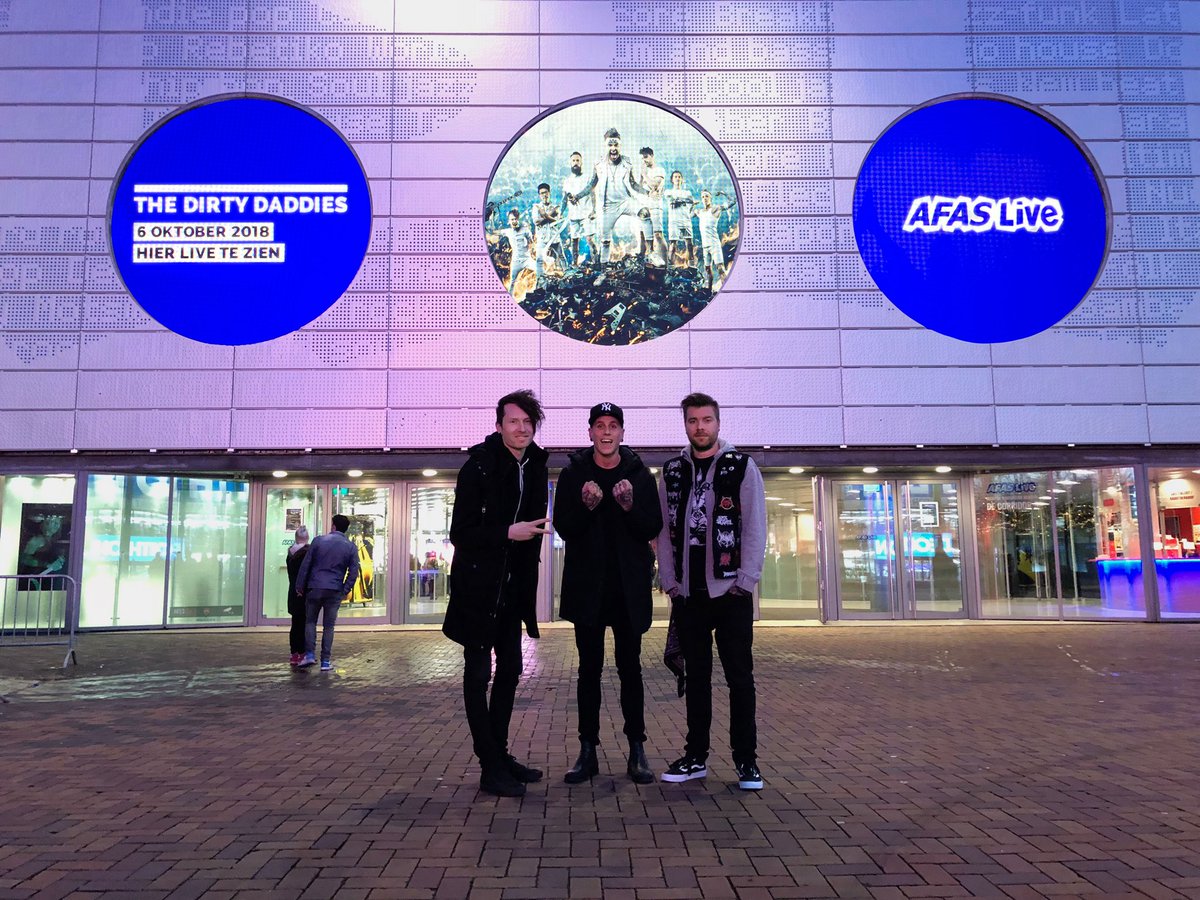 Over precies een half jaar - op zaterdag 6 oktober - staan wij hier met ons witte leger te knallen. We gingen deze week het strijdterrein vast verkennen en we kunnen één ding verklappen: dit wordt zó intens! De tickets gaan als een malle via afaslive.nl/agenda/the-dir…! 💥