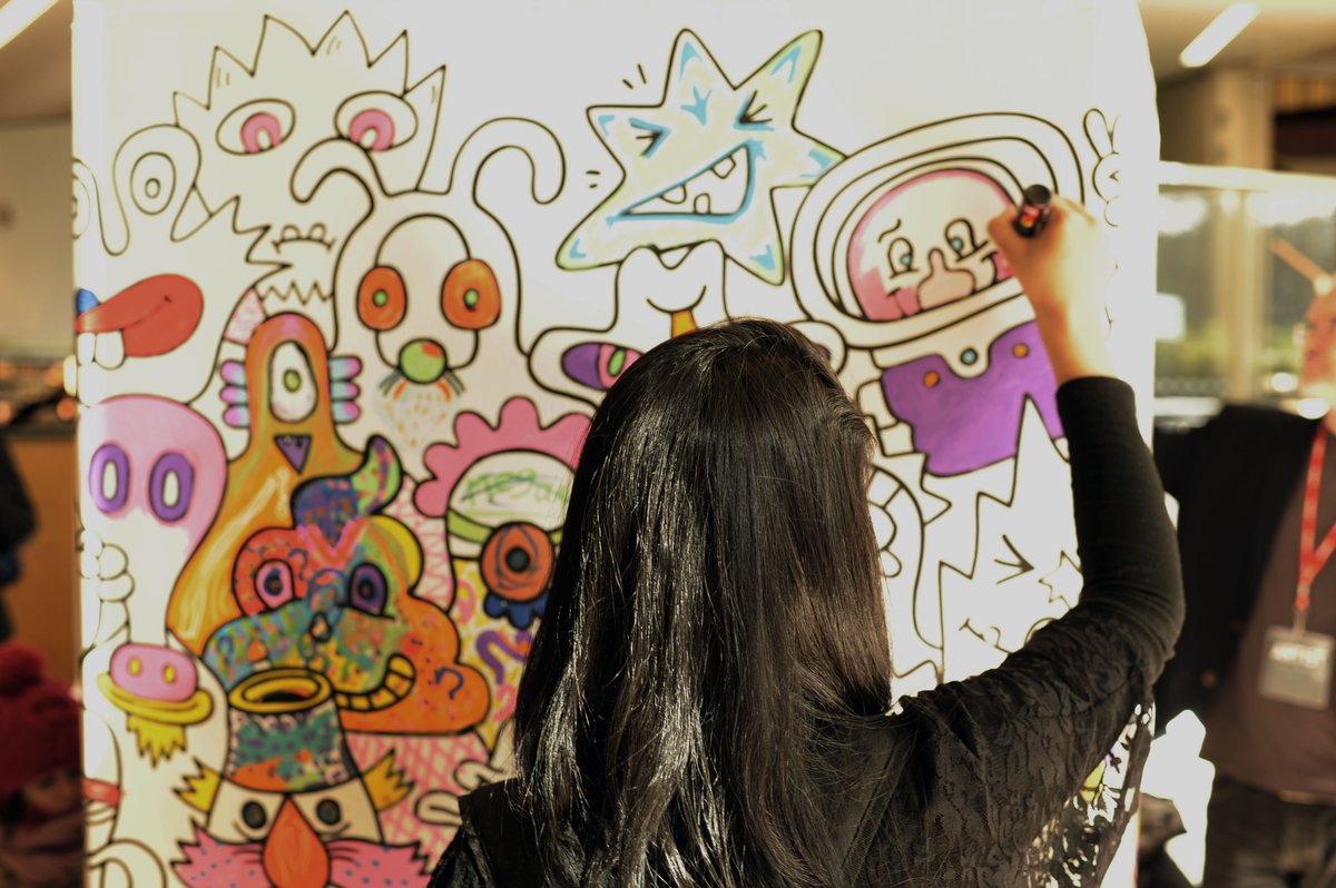 Princesshay's tweet image. Our FREE family event is taking place today from 11am-3pm. 

Share your pics from your day in Princesshay using #HaySpring 

devonlive.com/whats-on/famil… via @DevonLiveNews