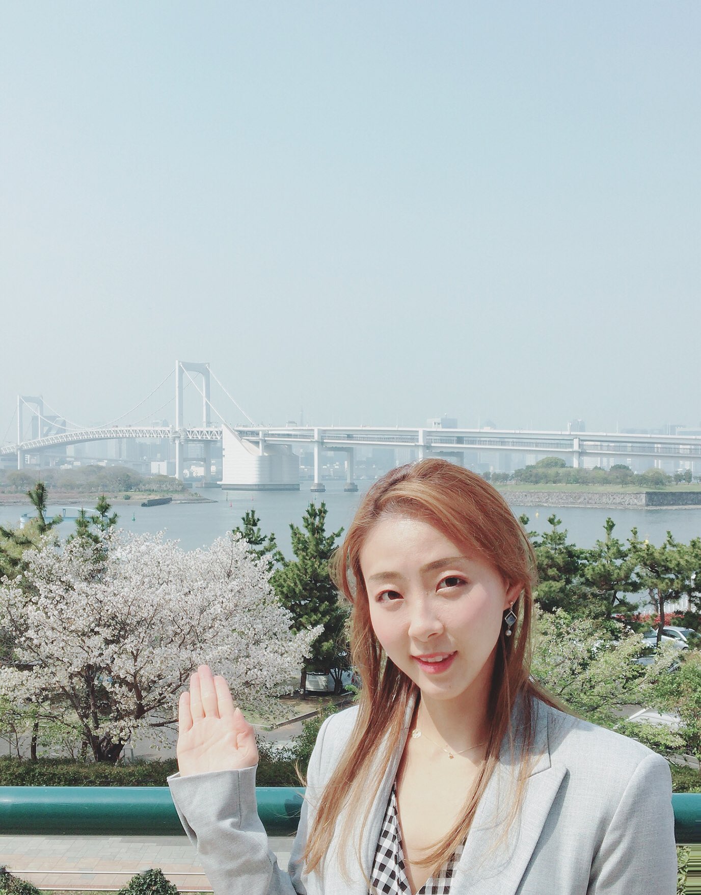 空乃みゆ そういえば すっごい久しぶりのお台場 とても清々しかった ゆったり流れる時間の中で 何も考えずただ風に当たりながらボーッとする 普段の悩みなんて忘れちゃうな あー 頑張ろ 笑 そしてショッピングしたぁ 買い過ぎた お台場