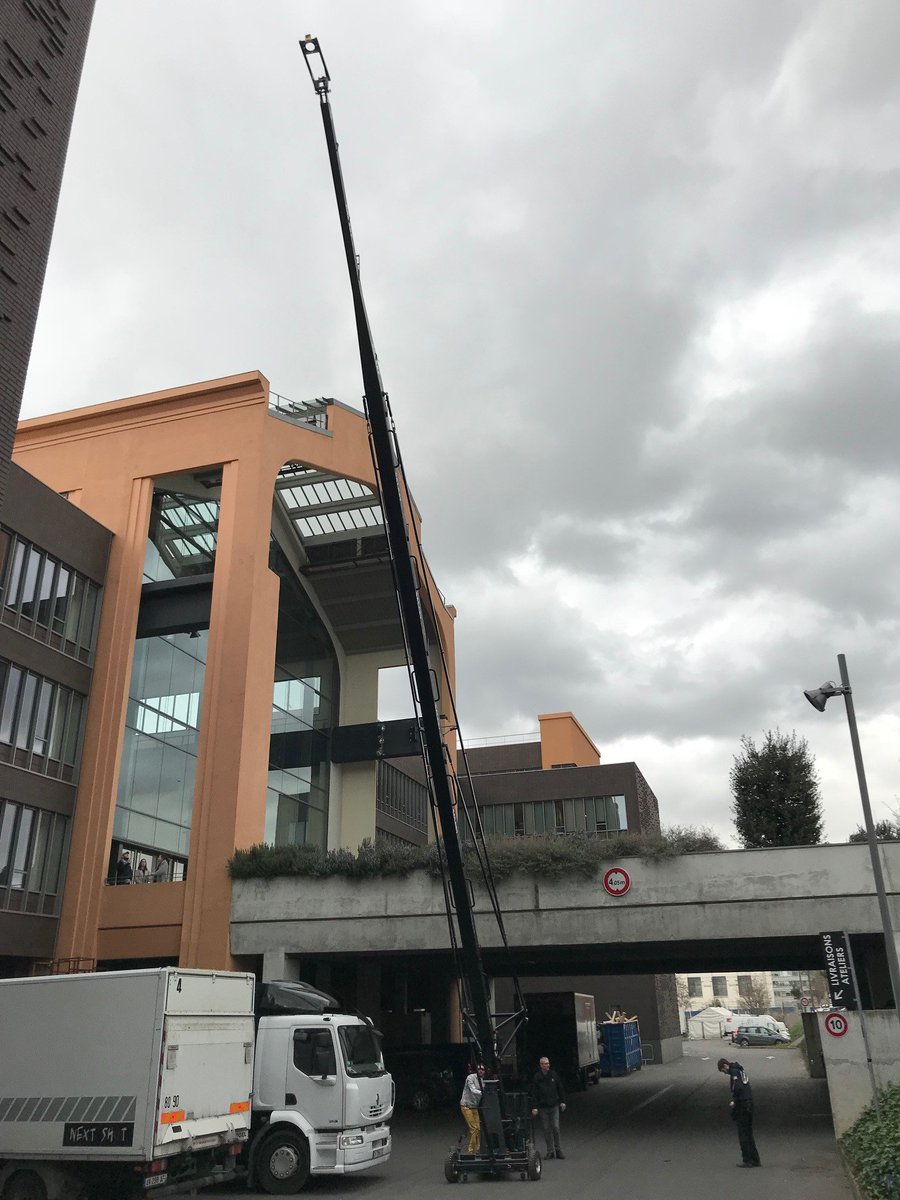 Emit_France's tweet photo. [ AVAILABLE ] Next Shot : les gardiens de la Galaxy Crane !
____
#crane #grue #panther #galaxy #nextshot #emit #17m #skyisthelimit https://t.co/SYZJLn1Dz9