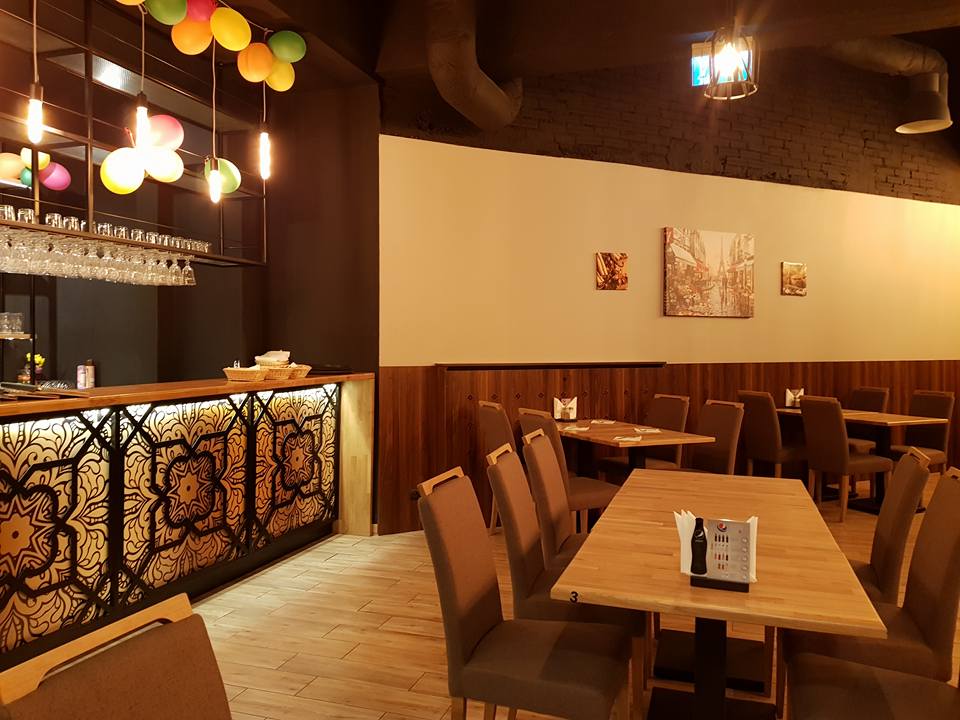spicegardenpl's tweet photo. Chcesz sobie umilić koniec tygodnia pysznym lunchem?😍 Nie ma problemu! U nas jest w czym wybierać- przygotowaliśmy dla Was największe hity #indyjskiej #kuchni!😁😋Zapraszamy na prawdziwą fuzję smaków! Spice Garden :) https://t.co/tLYaDH3vpf
☎ +48 22 779 11 14 https://t.co/Cz1sA2FHcI