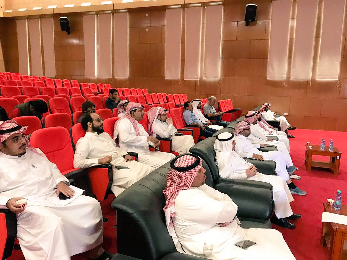 mufakarah's tweet photo. بعنوان طرق استلام اعمال #التشطيبات في المباني مجلس #الباحة #الهندسي يقيم محاضرته على مسرح أمانة الباحة 

https://t.co/iRN4JpV14W

@SCE_ALBAHA https://t.co/D3uVw6AdQn