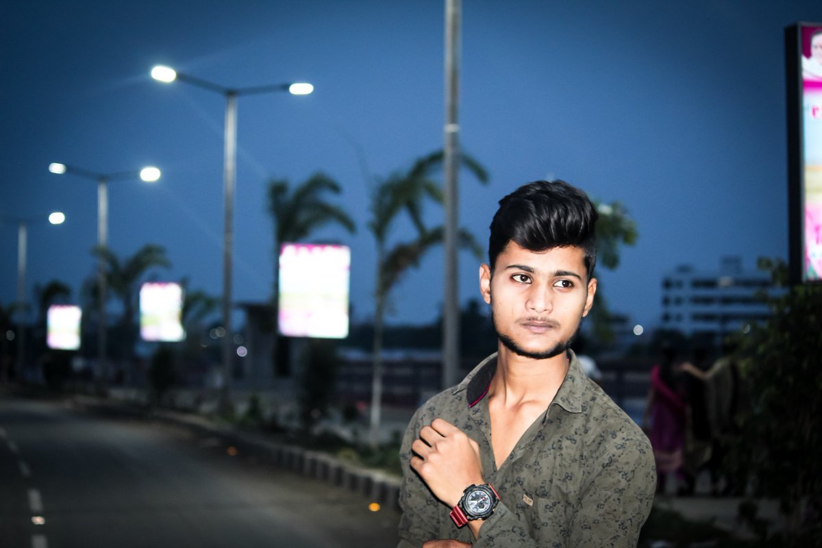 mdrayan246's tweet photo. #Koshish to 👈 sab karte hai lekin sabka #raaj 💪 nahi hota

#attitude to sabke pass ✊ hota hai lekim #hamare jaisa #andaaz 😎 nahi hota😜😜
#jumma_мυвαяαк
#Mr_Perfect https://t.co/KmiVuGBBK7