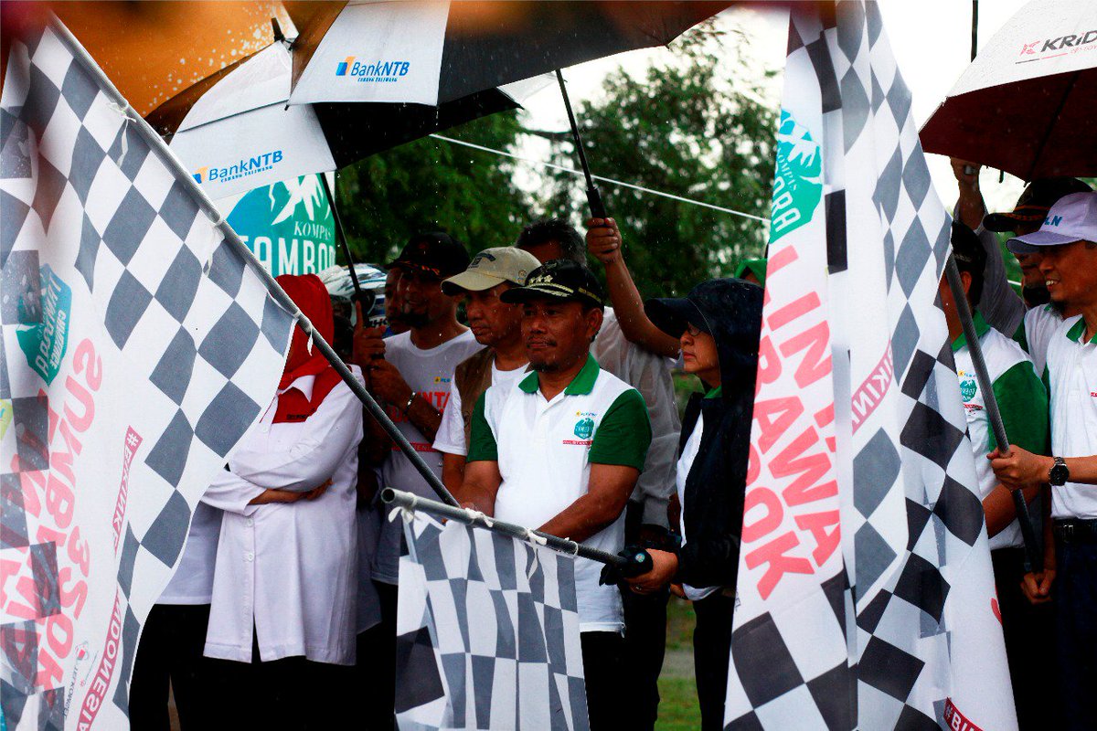 hermantobing87's tweet photo. Tano Run dan Marathon 320 K
.
.
#AyoKeFestivalTambora
#VisitDompu https://t.co/qjmy9bdjhf