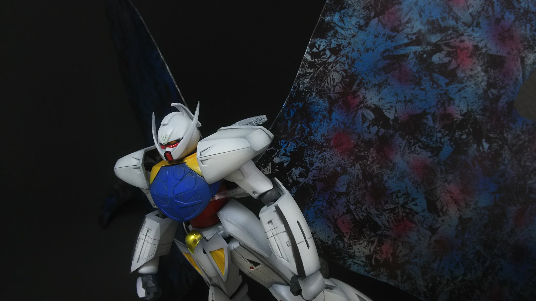 تويتر Amane على تويتر シド 奴ね ヒゲがあるんです 全面改修を施した旧キットターンエーガンダム完成しました 今回は今までに無いアレンジ 可動をmg級にという目標のもと製作しました ノ 月光蝶も自作です 詳しい改修説明はリプのモーメントを