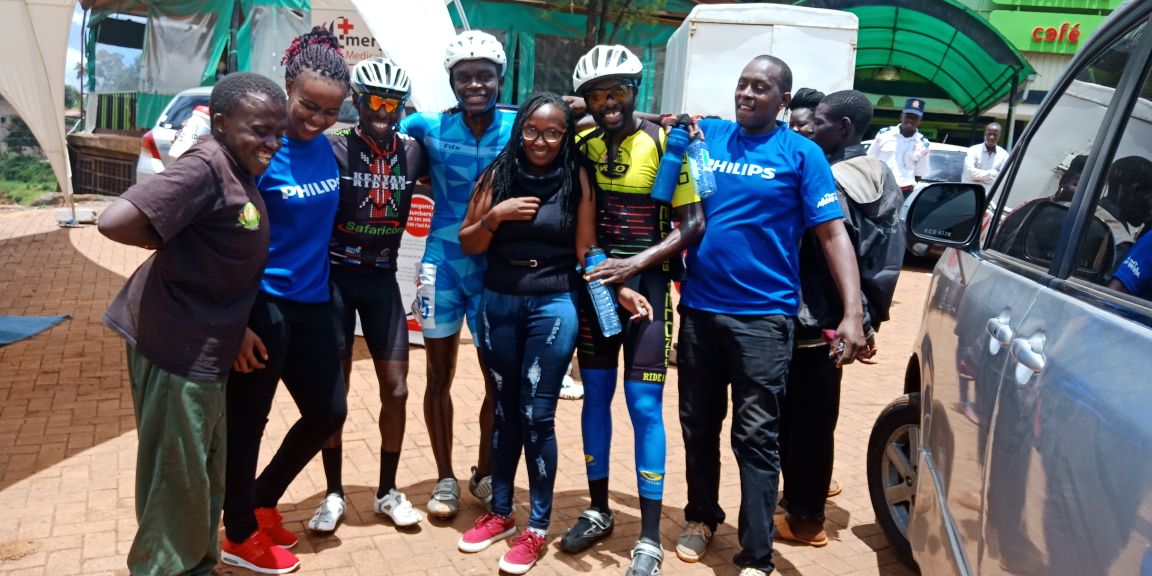 PhilipsKenya's tweet photo. The cyclers are already in Chuka meeting the fans.A few KMs left to complete #TourDeMeru challenge with @JessyTheMC.@KenyaRedCross @EMS_Kenya #BackToRhytm #10MinHeartChallenge https://t.co/lTt6V27cIE