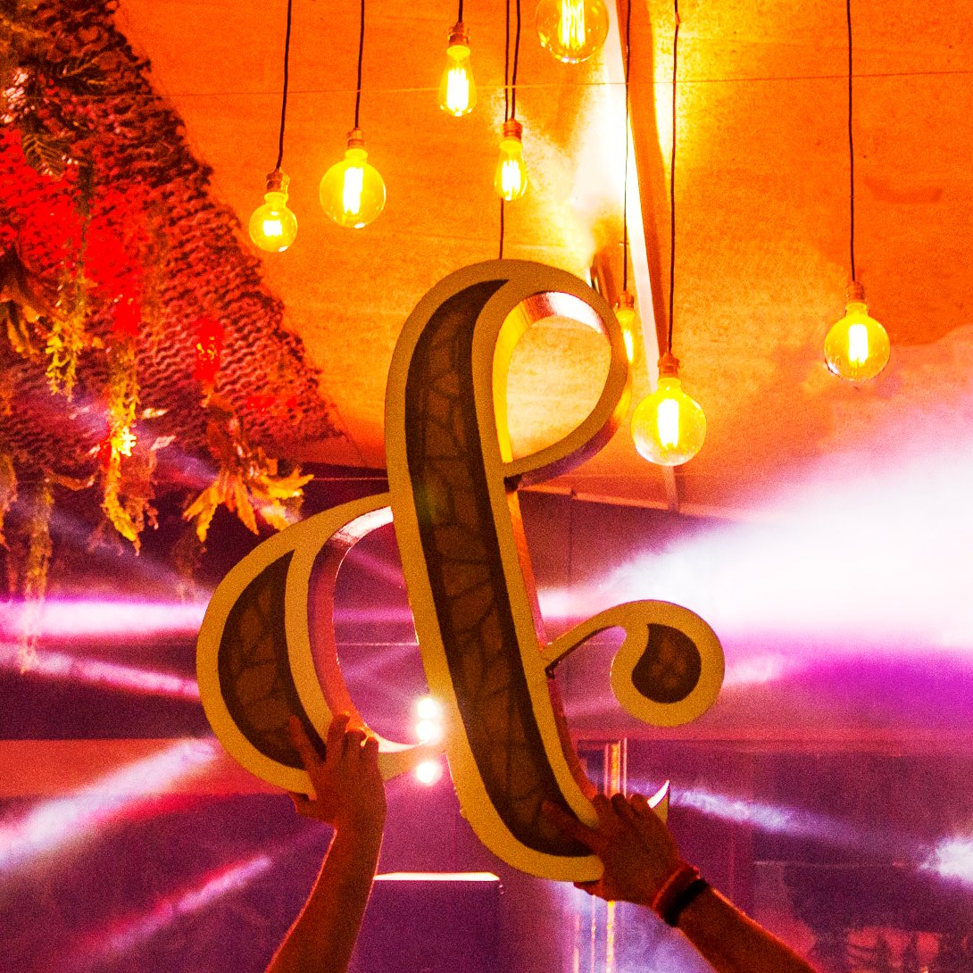 ¿Hoy se sale o qué? ¡Ve pensando en que mezcla te apetece!
#ThePowerOfMixing #AmpersandGin