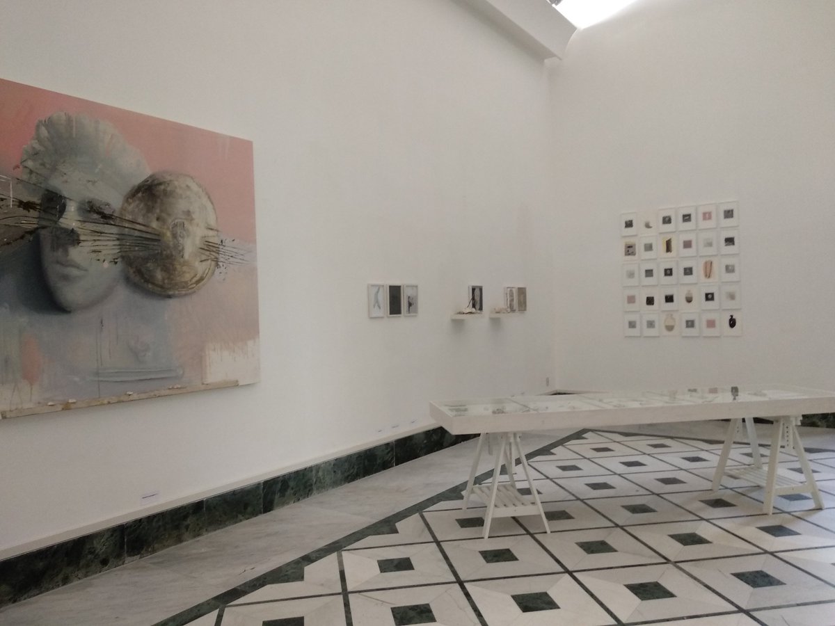 MANNapoli's tweet photo. Scoprite la #Mostra "Di Roma, di Napoli e d'altre cose sparse", personale di Giudo Pecci 

Disponibile al #MANN fino al 7 #maggio 
A cura di Marco De Gemmis e Loredana Rea in collaborazione con la #Galleria Honos #Art
#Roma #museoarcheologicodinapoli #Napoli #aprile #eventi https://t.co/ixelCHjDqH