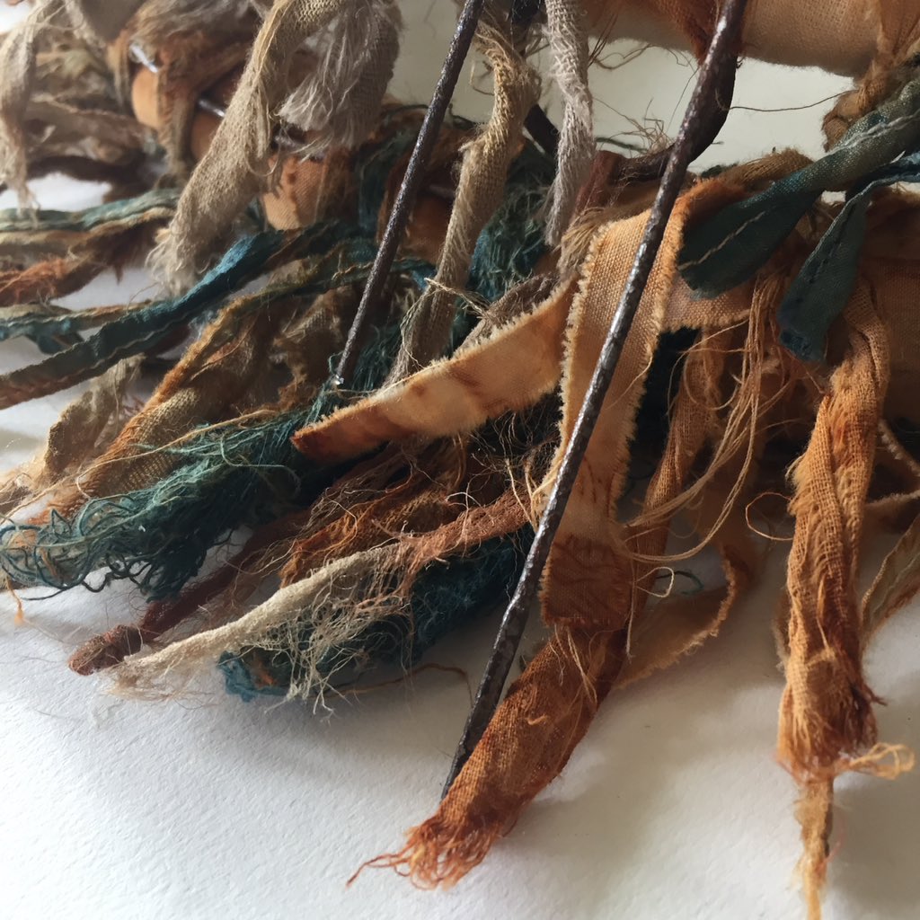 spottedhyenas's tweet photo. New work...
the Colour Notes project (detail)
#weddingcollar #silk #naturaldyes #indigo #eucalyptus #recycled #seasalvage #rust #copperrod @studio21textile https://t.co/ZZI6RPHycQ