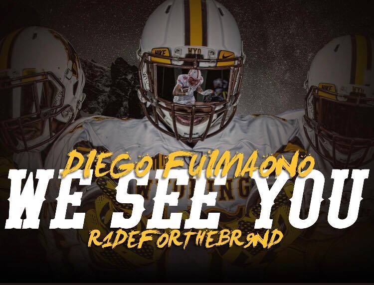 Chris_Fuimaono's tweet photo. @diegofui_0610  You make our Family proud. E le o se igoa Ta'atia. Get that work and soak up knowledge at the @polynesiabowl combine. #muamualeatuaimeauma #Fuimaono https://t.co/yluwEOcr4Y