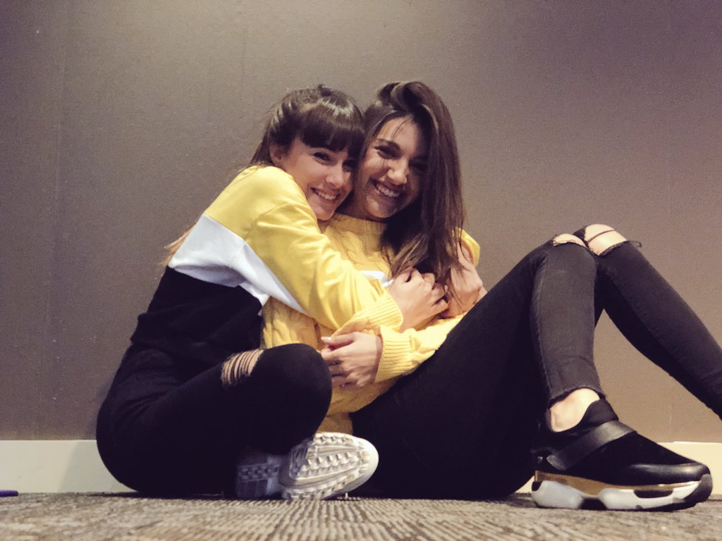anaguerra's tweet photo. Nerviosos???? Porque yo si! 😲😲
Empieza la cuenta atrás...💜💜💜
#AitanaWar #LoMaloVideoclip https://t.co/qCFOEnjxjL