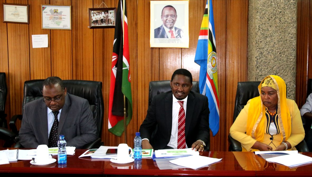 AGRA_Africa's tweet photo. AGRA was represented in discussions held with Kenya's #Ag Cabinet Secretary, Mwangi Kiunjuri, that focused on our support to the #ag sector transformation and growth strategy which is an integral part of President @UKenyatta's Big 4 Agenda. https://t.co/Aq1jEVDg85