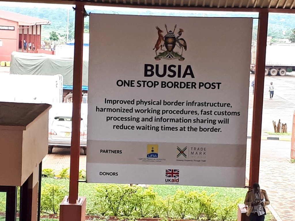URAuganda's tweet photo. In the East, MPs on the finance committee have embarked on a tour of the Eastern and Northern Uganda Customs Border Stations starting with the newly commissioned Busia One Stop Border Post. 

The tour will offer the MPs a live experience of customs procedures.

#MPsURATour https://t.co/LmxDMUJojk