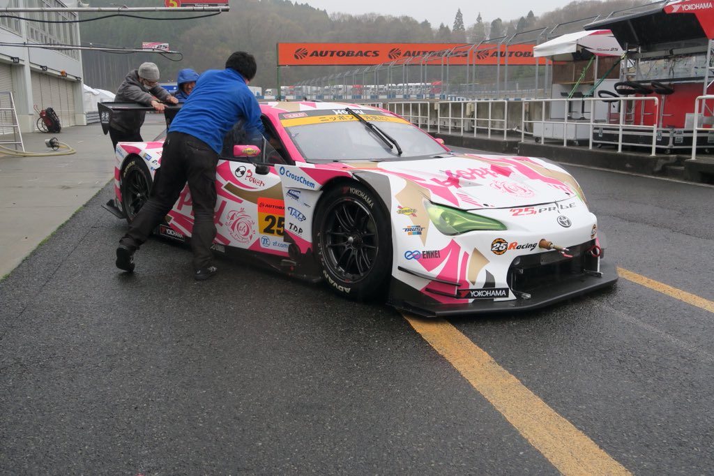 SUPERGT_JP's tweet photo. 絶賛設営中🏁
#supergt #super2018 #sgt岡山 https://t.co/TMYF1H853V
