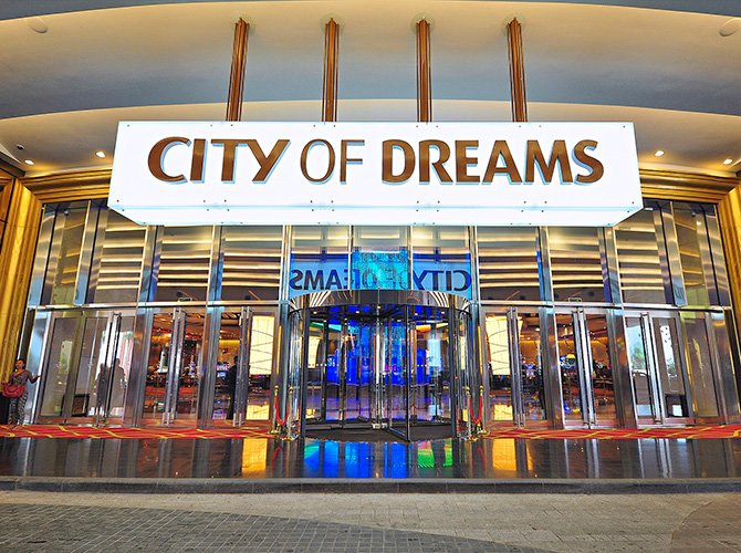 City of Dreams Manila recognizes the participation of more than 4,000 of its employees or approximately 80 percent of its workforce... Read full story here: womantoday.ph/2018/04/04/ove… #CityOfDreams #CSR