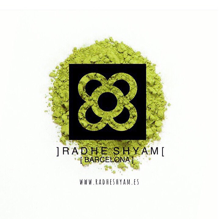 radheshyamsa's tweet photo. Henna🌿 @radheshyamsa fabricada en Barcelona para gente del Mundo!🌍📦🔝🙌🏻 #henna #hennacolor #spanishhenna #color #natural #eco #ecologico #organico #brillo #volumen #belleza #beauty #coloracionnatural #radheshyam #pelo #hair #cabello #barcelona #madeinbarcelona #saludnatural https://t.co/QnPURTAzfX