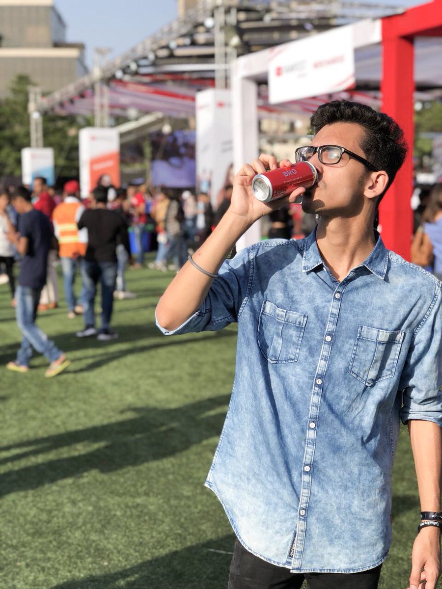 yashvig009's tweet photo. @nitin_cul @rgrocks50 @ChennaiIPL @mipaltan @CocaCola_Ind Yes definitely... Would #ShareACoke with my buddies @nitin_cul @SawantSoham @blessedkamal @RohanVig5 @Mayuresh_torres @BhaveshB107 @hemantw29 @narendra_2312 https://t.co/HdysShBl1D