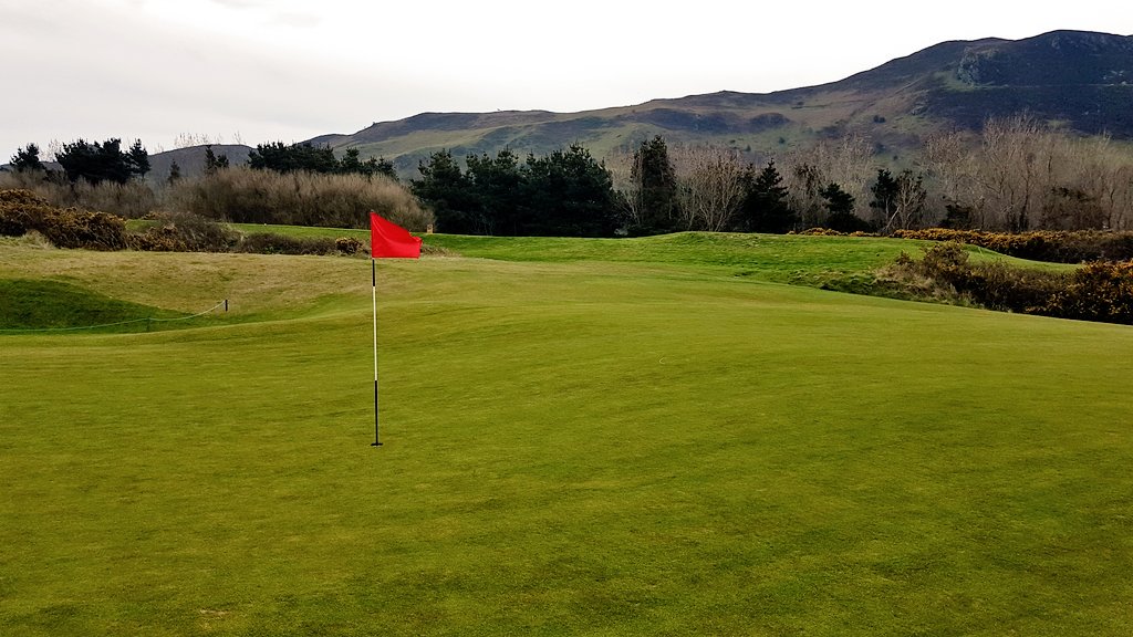 ConwyGreens's tweet photo. The 13th pin is ready for a hole in one this weekend #TheMasters #UseTheSlope
@conwygolfclub @conwyproshop https://t.co/9IrFNdopvb