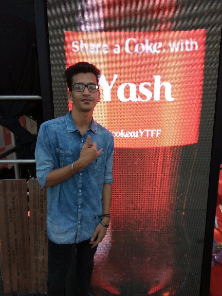 yashvig009's tweet photo. @nitin_cul @rgrocks50 @ChennaiIPL @mipaltan @CocaCola_Ind Yes definitely... Would #ShareACoke with my buddies @nitin_cul @SawantSoham @blessedkamal @RohanVig5 @Mayuresh_torres @BhaveshB107 @hemantw29 @narendra_2312 https://t.co/HdysShBl1D