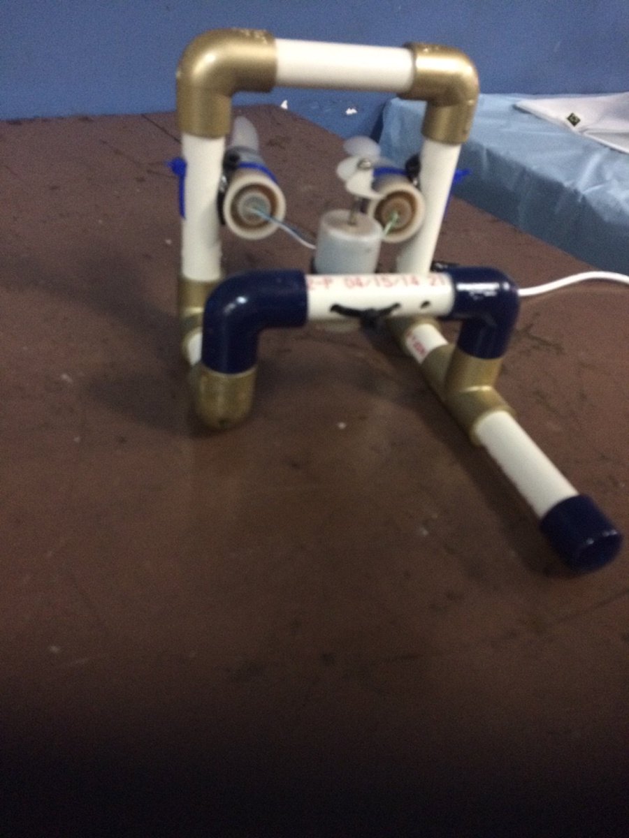 HarlemSBC's tweet photo. Epsilon Sigma Chapter's Sigma Beta Club member putting the final touches on their new US Navy ROV project https://t.co/DPMJMgrLfK