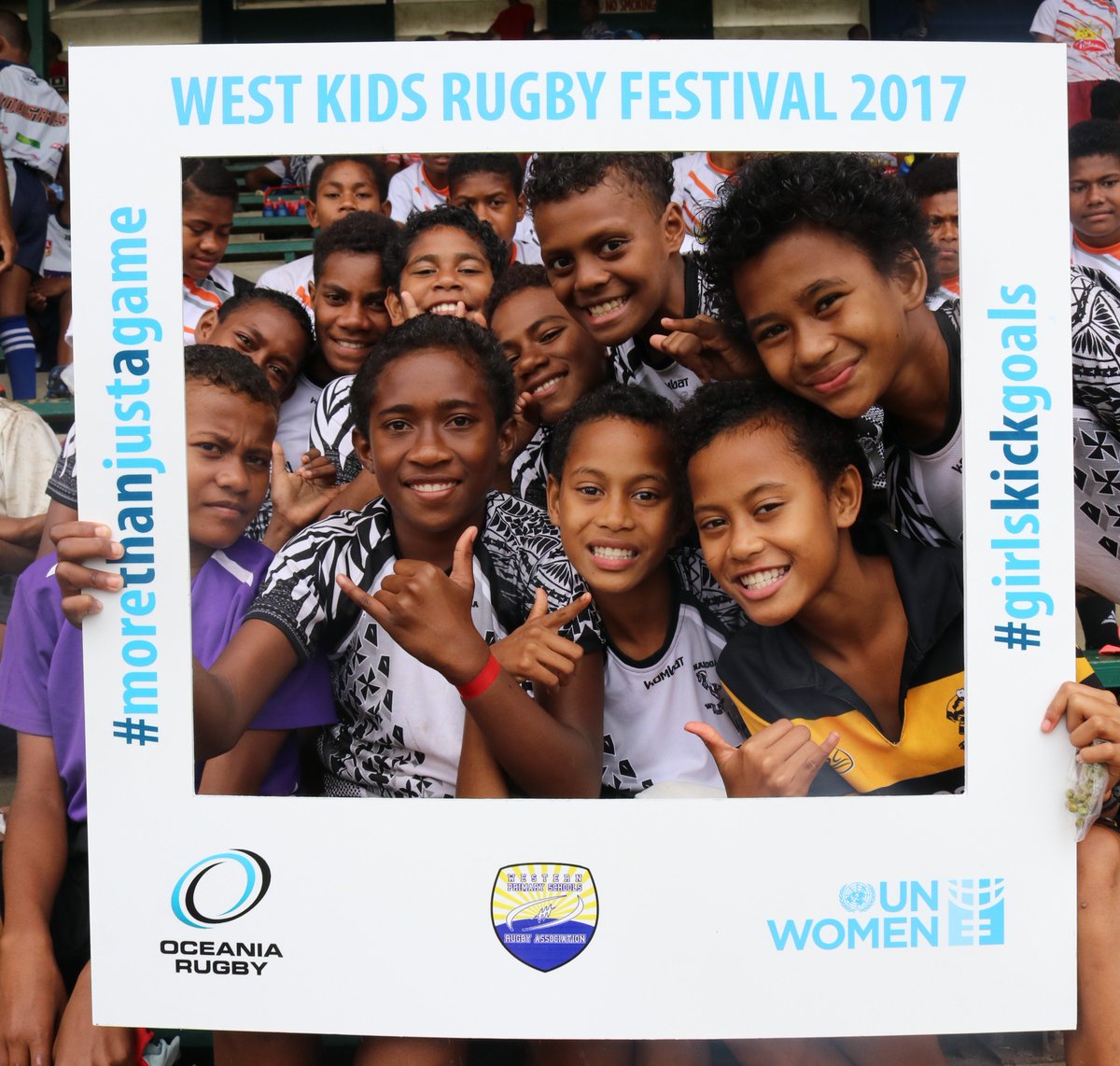 oceaniarugby's tweet photo. On #IDSDP2018 #OceaniaRugby celebrates our partnership with @unwomenpacific to create an #equalplayingfield 

📸UN Women Asia and the Pacific &amp; Oceania Rugby https://t.co/fl5zc1sd4e