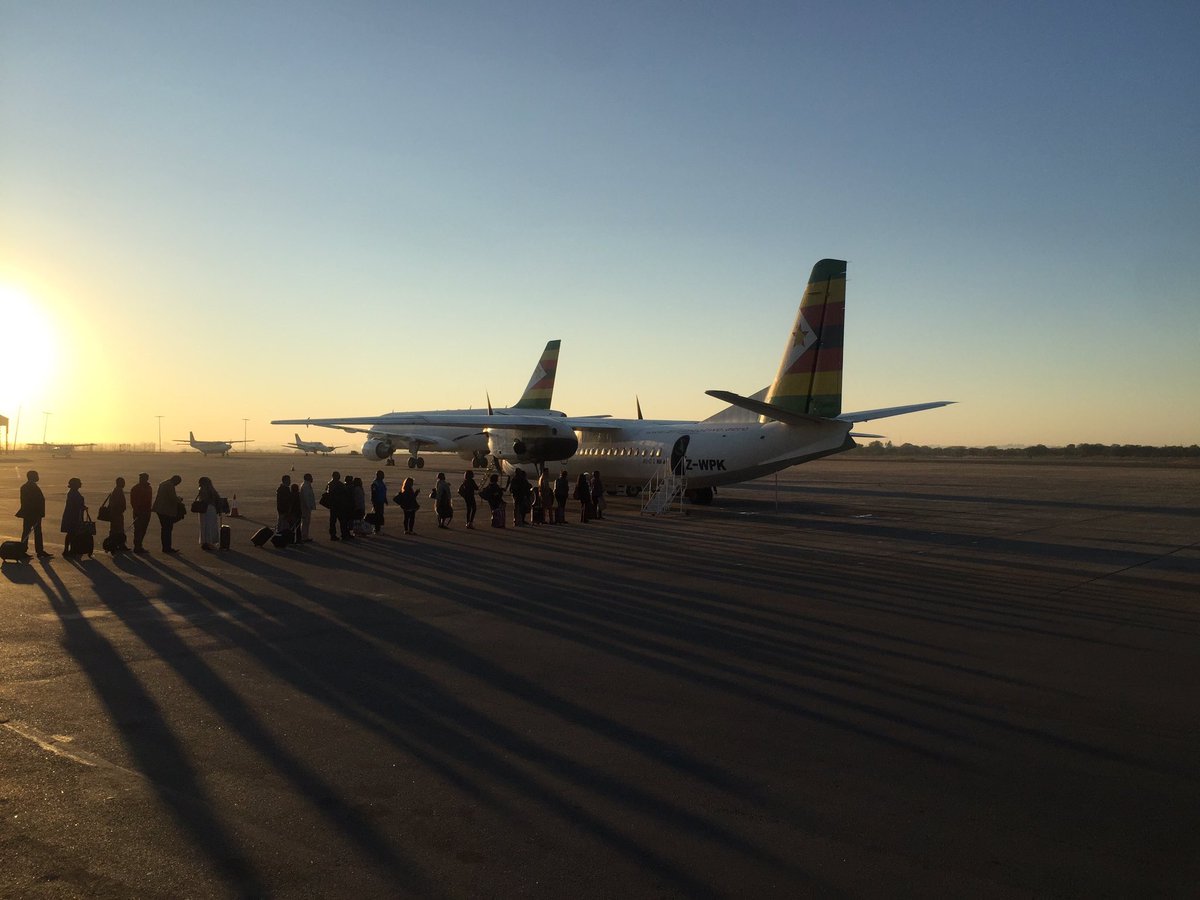 caaz_online's tweet photo. #HappyFriday . Clear blue skies and sun shining . Tweet us if you are passing through today and if you need any assistance. #weekend #WeekendFlight https://t.co/6x9jffKnsv
