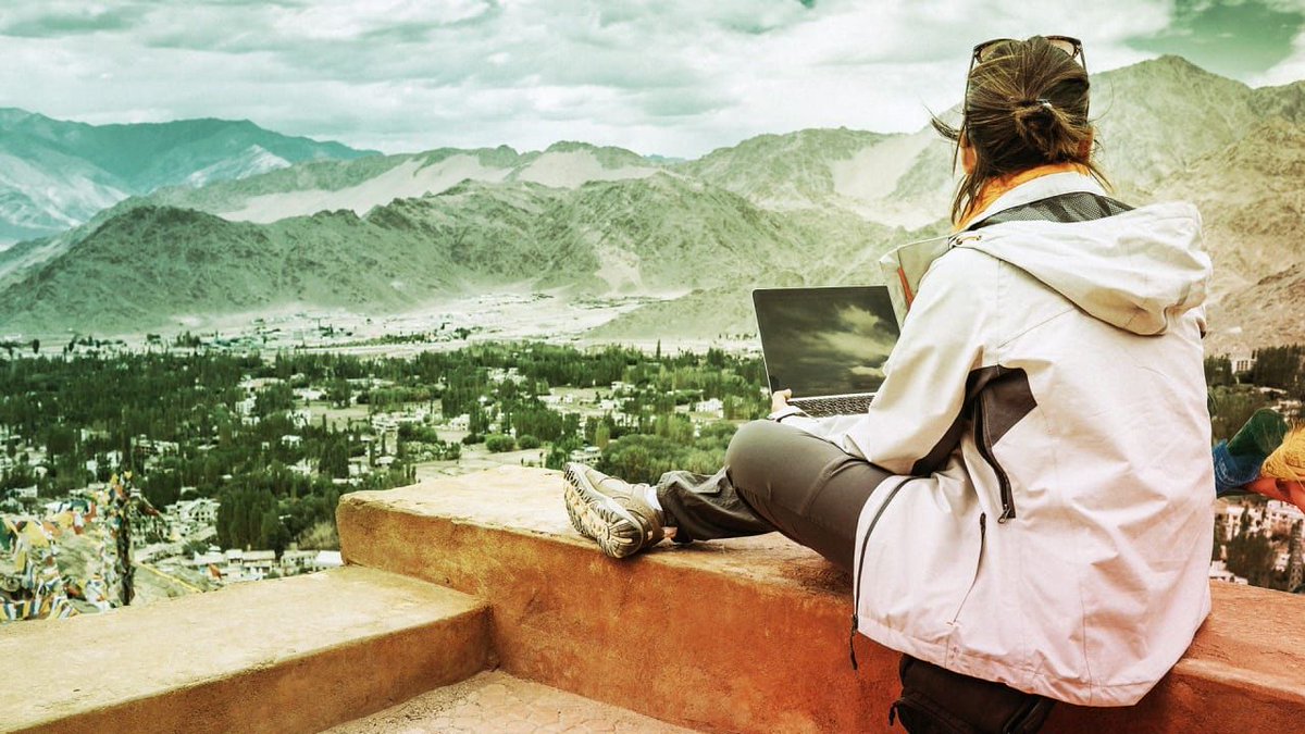 ElliottBrowneIn's tweet photo. These professionals have figured out how to see the world while making a comfortable living. Here’s what digital nomads say is the key to #success.
https://t.co/6e9y15u0qF https://t.co/8rQ7VpB6w9