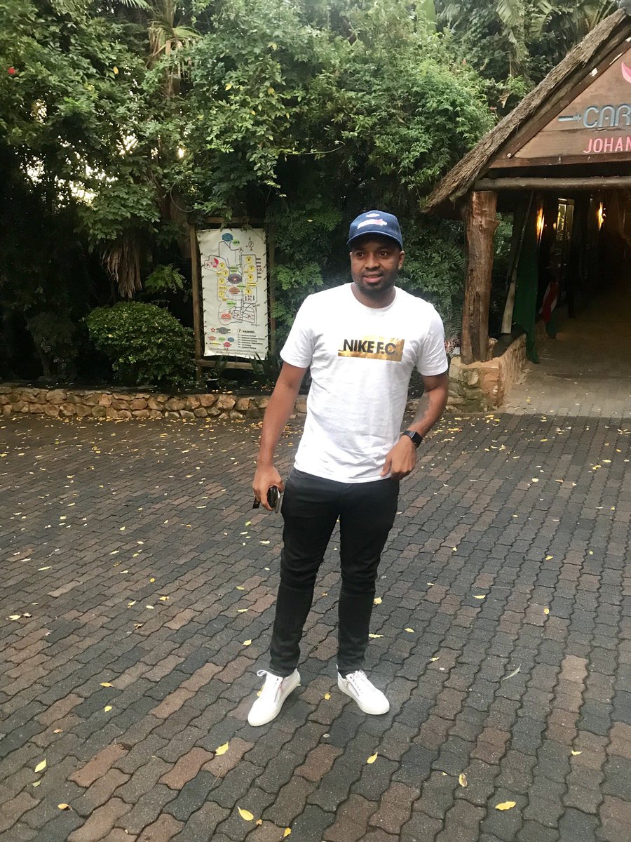 IIKHUNE_32_16's tweet photo. One of my favorite restaurants #Carnivore πππΎππΎ#TeamNike #TeamDanUp #GodIsGreat ππ» https://t.co/WM5V8ucj7z