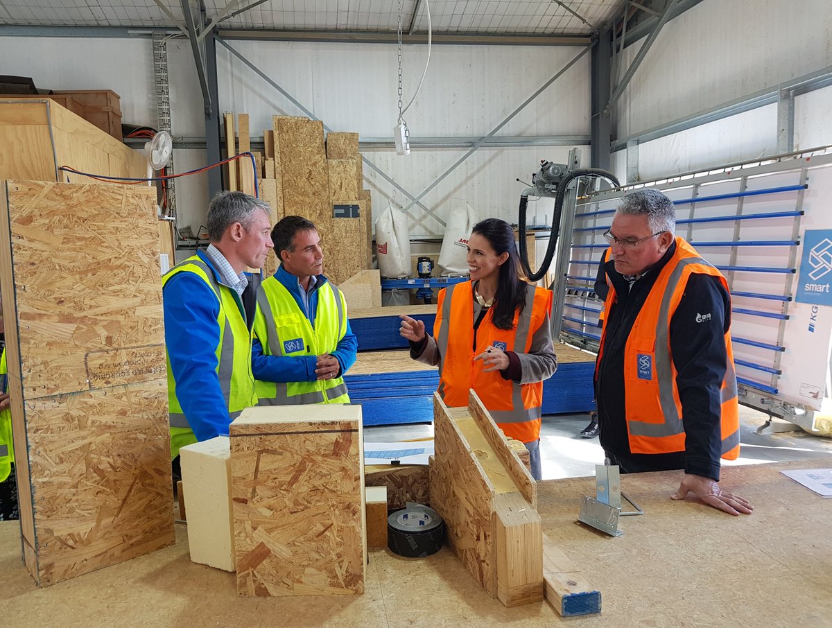 ClimateHouseNZ's tweet photo. Great to see our Prime Minister @jacindaardern learning about #NZSIP advanced #lowenergy #prefabricated #smartbuilding systems today for #kiwibuild https://t.co/MZoandAv61