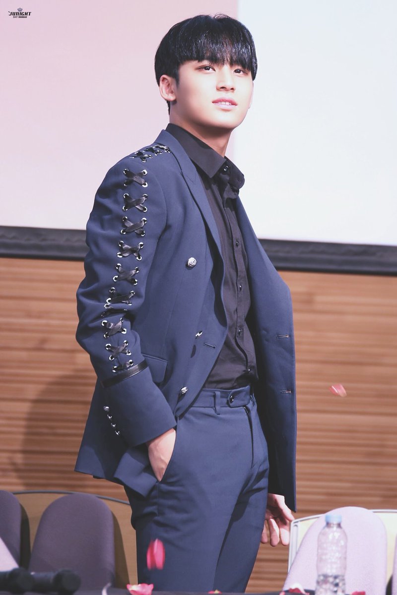 민규 생일축하해 ~🌸

#HAPPYMINGYUDAY
#나의_봄_민규야_생일축하해
#Happy_MINGYU_Day #SEVENTEEN #MINGYU