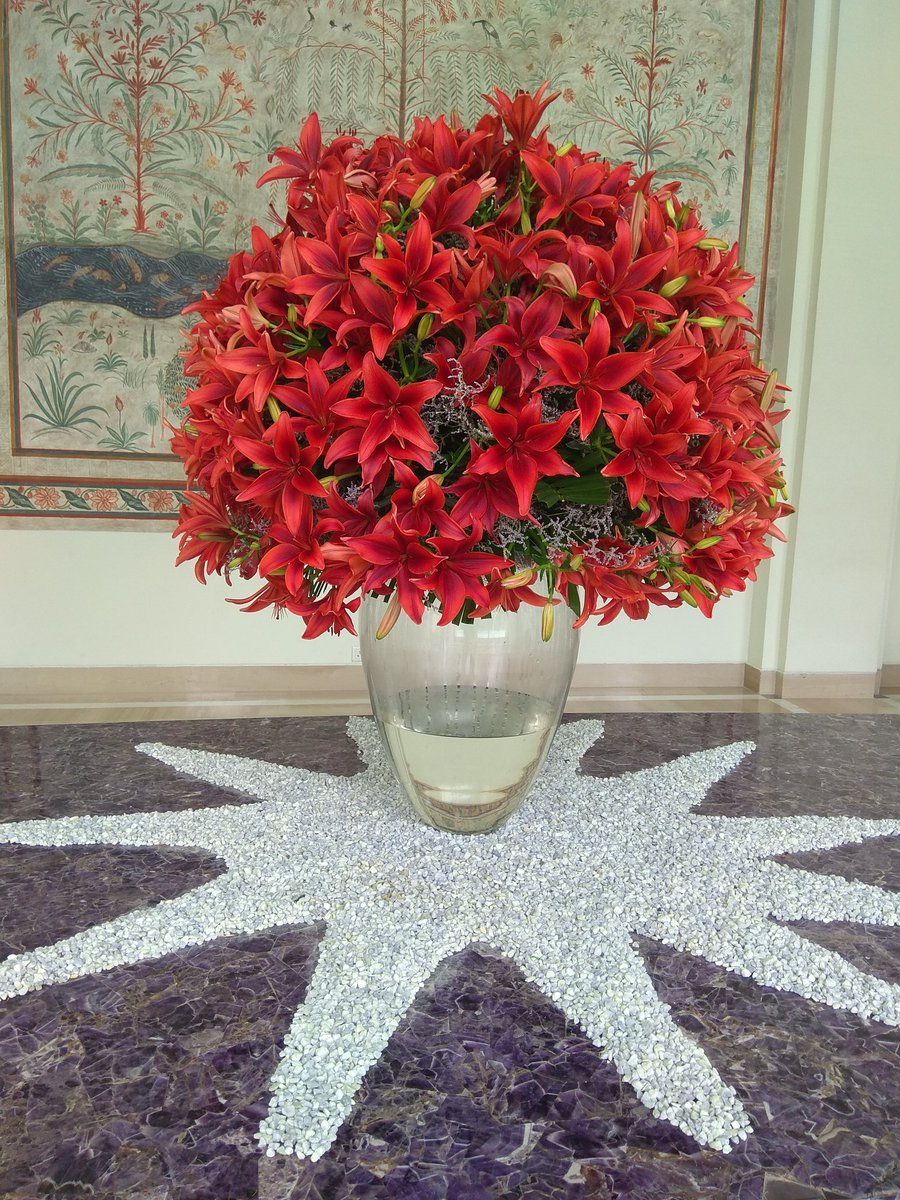 Lovely flowers at #ITCGardenia 

#DOTide