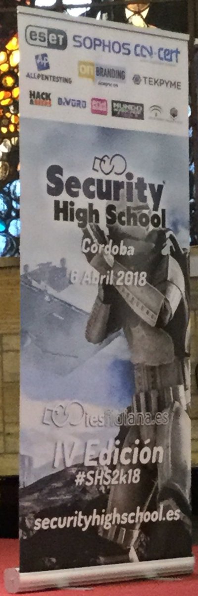 oJurado1010's tweet photo. Agradecer a los que hacen posible #SHS2k18 a los ponentes y a los patrocinadores https://t.co/DKz74p993g