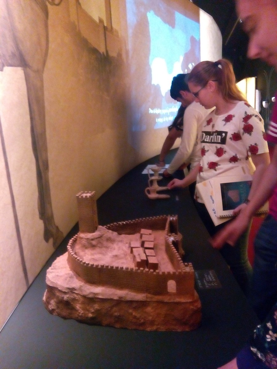 EurOratorio's tweet photo. Para conocer más sobre la #accesibilidad al #PatrimonioCultural visitamos el @marqalicante  @euroscolaES https://t.co/18oQ66N4YD