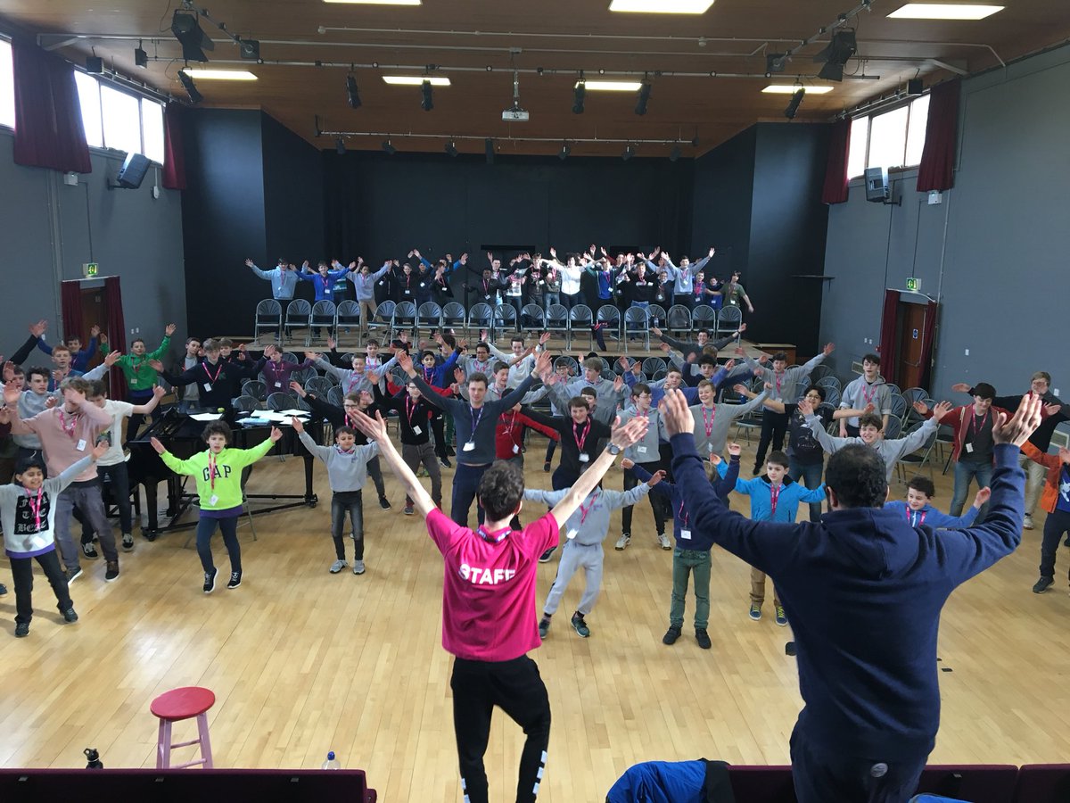 natyouthchoir's tweet photo. A bit of dancercise to start the morning 🎉💃🏻#NYCGBSpring2018 https://t.co/mkGLScXDZM