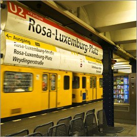 SILVACAPITANA's tweet photo. Save 20% on acrylic prints! Code: SUN20 – valid until 09/04/18 #acrylic #acrylics #prints #art #cityscape #Berlin #EastBerlin #BerlinEast #urbanart #streetart #facades #tube #TRAIN #station #U2 #LineU2 #tubeStation @Posterlounge_UK @Posterlounge_DE #PhotographyIsArt #architecture https://t.co/OUv846k5qS